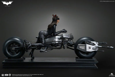 Catwoman (Anne Hathaway) on Batpod 1/6 Scale Statue