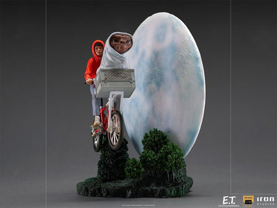 E.T. and Elliot Art Scale 1/10 Deluxe