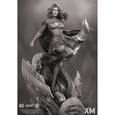 Supergirl 1/4 Scale Statue