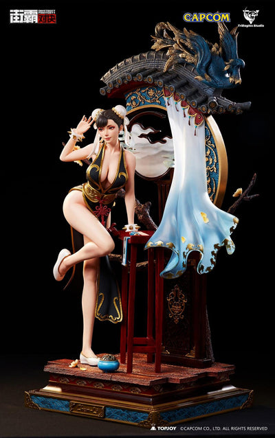Chun Li 1/4 Scale Statue - Crystal Series - Black Version