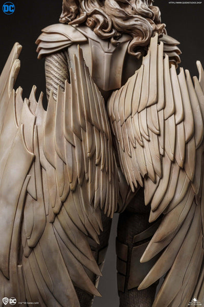 Wonder Woman Museum Line Statue