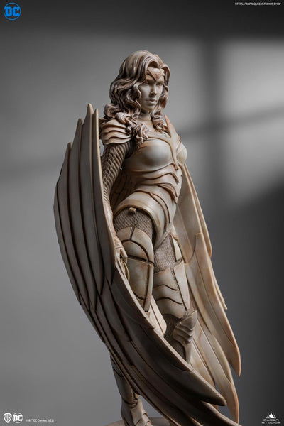 Wonder Woman Museum Line Statue