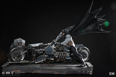 Batman - White Knight (Batcycle Edition) 1/4 Scale Statue