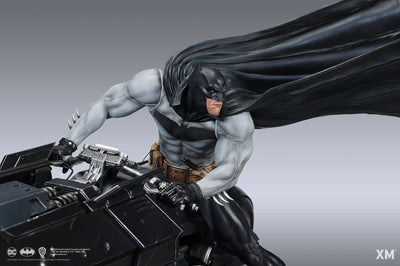 Batman - White Knight (Batcycle Edition) 1/4 Scale Statue