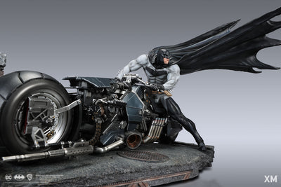 Batman - White Knight (Batcycle Edition) 1/4 Scale Statue