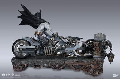 Batman - White Knight (Batcycle Edition) 1/4 Scale Statue