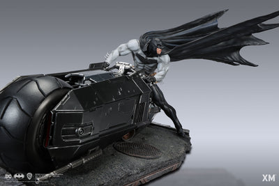 Batman - White Knight (Batcycle Edition) 1/4 Scale Statue