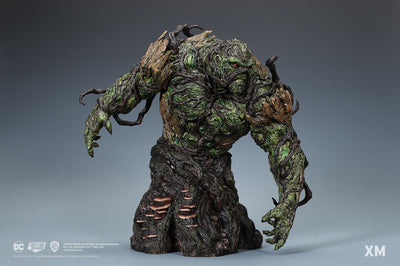 Swamp Thing 1/4 Scale Premium Statue
