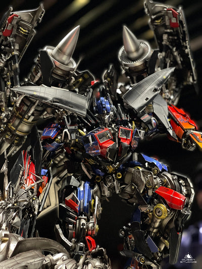 Transformers Revenge of the Fallen - Jetpower Optimus Prime vs Megatron Diorama