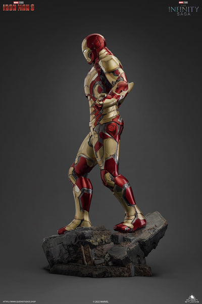 Iron Man 3 - 1/4 Scale Action Figure - Iron Man (Mark 42)