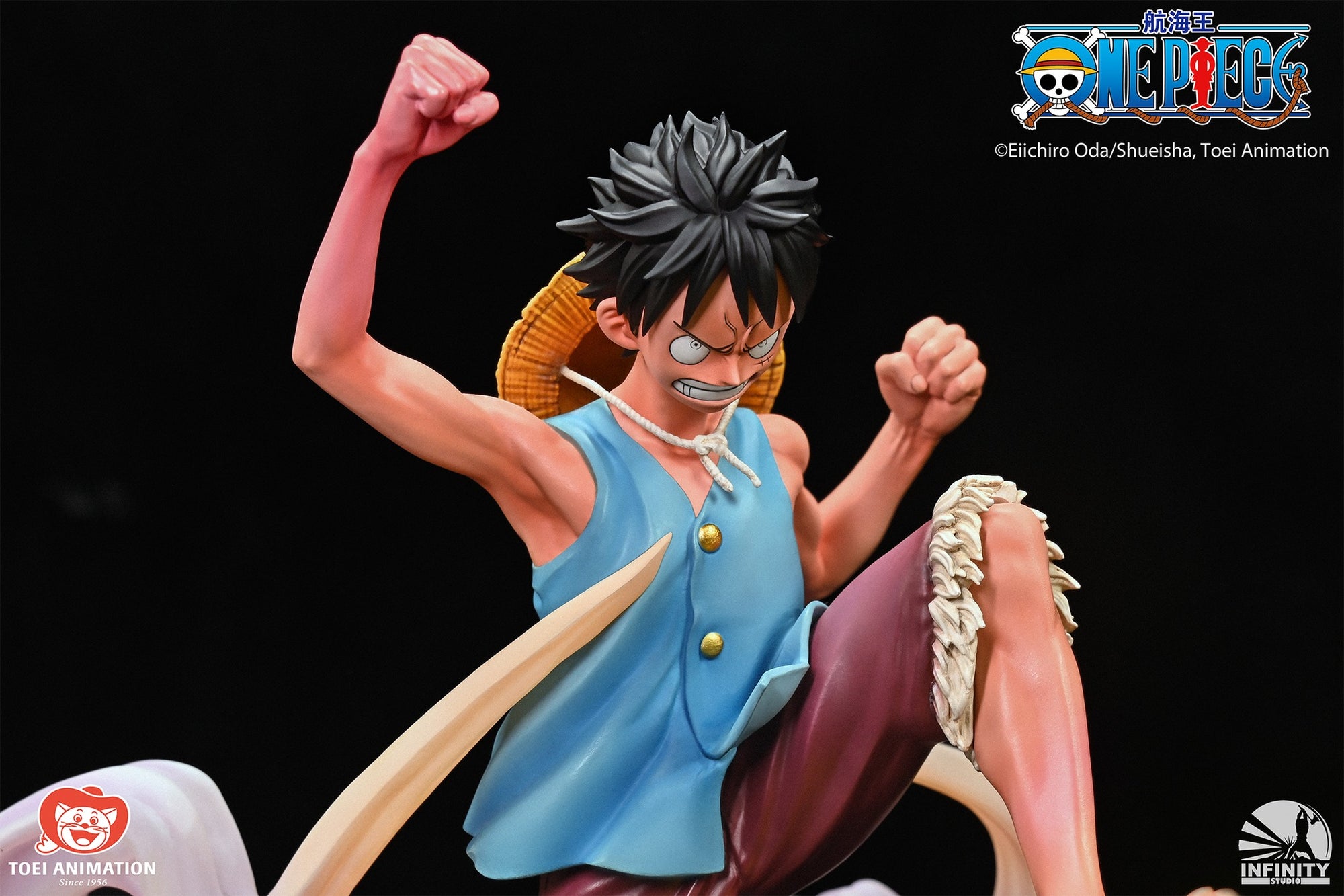 One Piece Luffy vs Magellan Statue