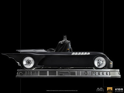 Batman The Animated Series - Batman and Batmobile Deluxe Art Scale 1/10