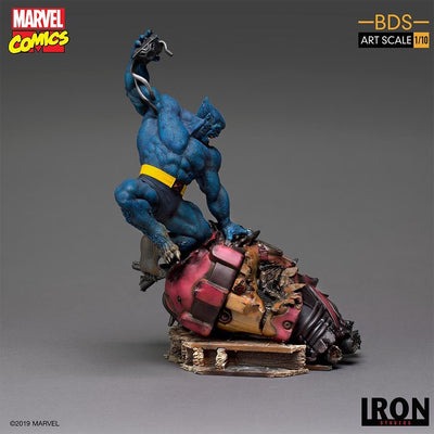 Battle Diorama Series Beast Vs Sentinel Statue