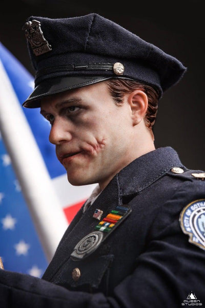 Joker Police Uniform (Heath Ledger) 1/6 Scale Statue