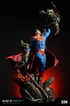Classic Superman (Version B) 1/4 Scale Statue