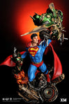 Classic Superman (Version B) 1/4 Scale Statue