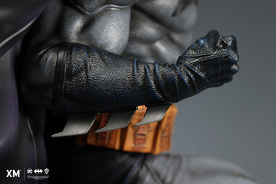 Batman Classic 1/4 Scale Statue