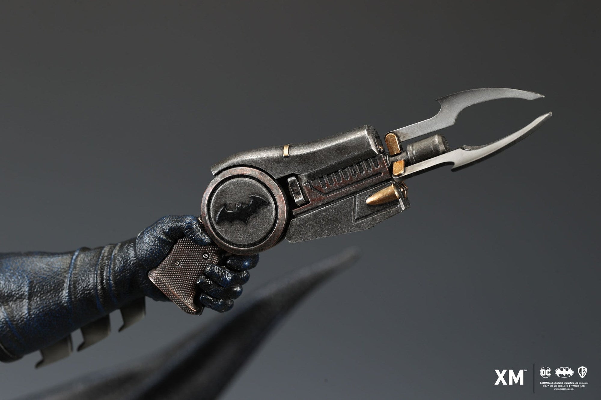 Batman Classic 1/6 Scale Statue