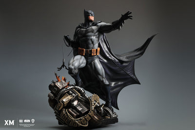 Batman Classic 1/4 Scale Statue