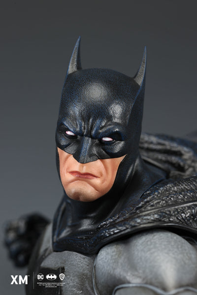 Batman Classic 1/4 Scale Statue