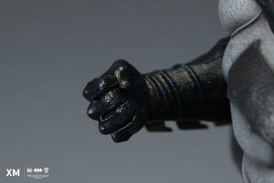 Batman Classic 1/4 Scale Statue