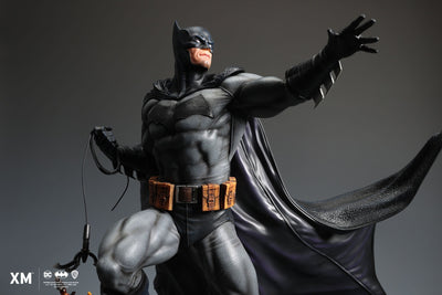 Batman Classic 1/4 Scale Statue