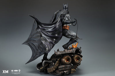 Batman Classic 1/4 Scale Statue