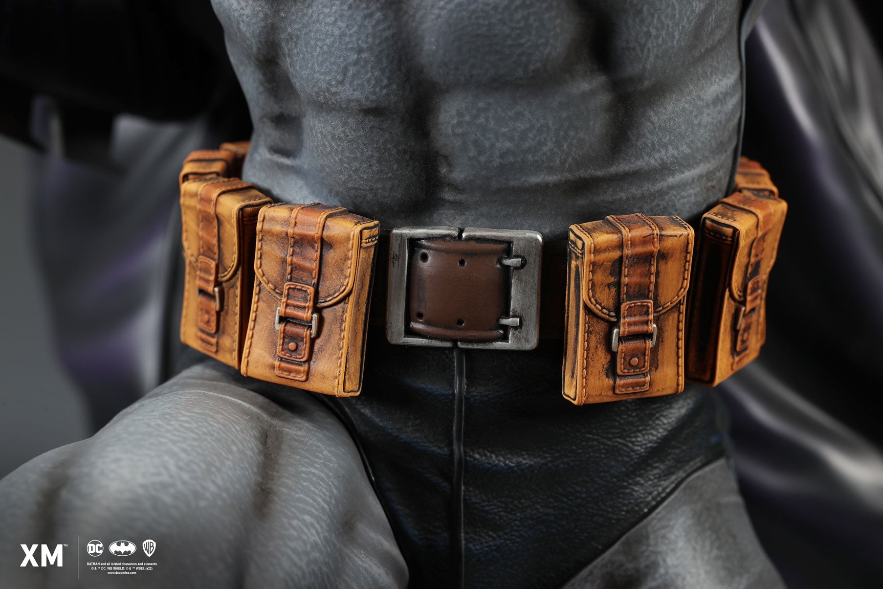 Batman Classic 1/6 Scale Statue