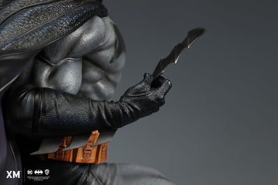 Batman Classic 1/4 Scale Statue