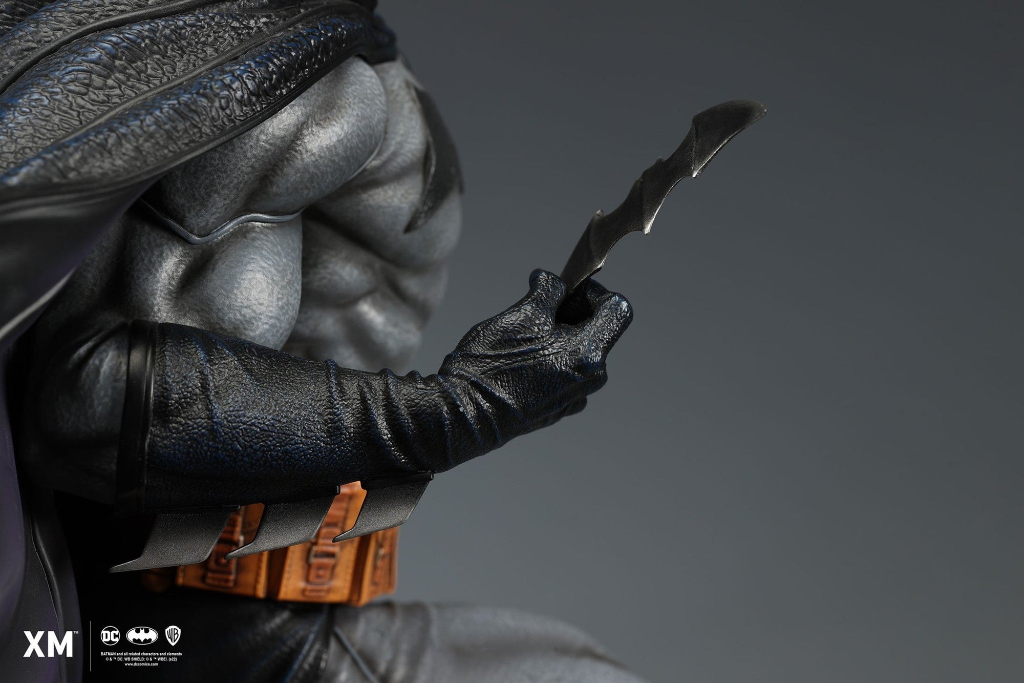 Batman Classic 1/6 Scale Statue