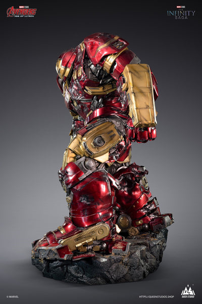 Iron Man Mark 44 (Hulkbuster) Life-Size statue