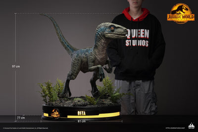 Jurassic World Dominion - Beta Life-Size Statue