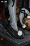 Batman White Knight - Harley Quinn (Stealth) 1/4 Scale Statue