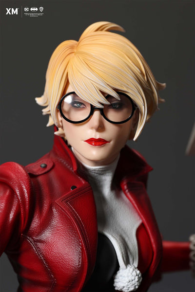 Batman White Knight - Harley Quinn (Regular) 1/4 Scale Statue