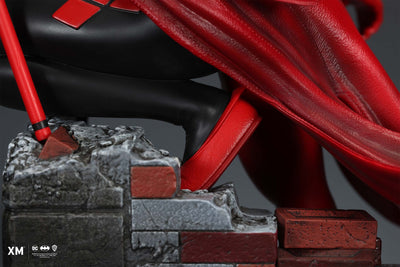 Batman White Knight - Harley Quinn (Regular) 1/4 Scale Statue