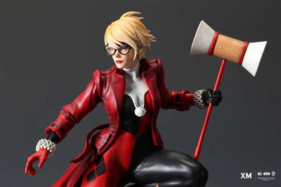 Batman White Knight - Harley Quinn (Regular) 1/4 Scale Statue