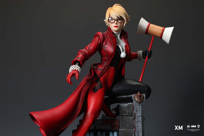Batman White Knight - Harley Quinn (Regular) 1/4 Scale Statue