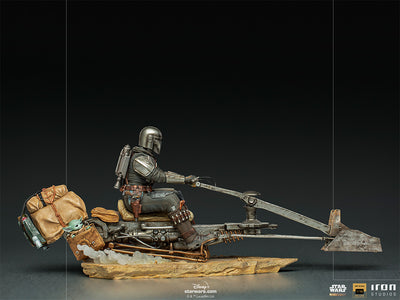 The Mandalorian on Speeder Bike Deluxe Art Scale 1/10