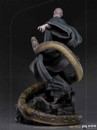 Voldemort and Nagini - Harry Potter - Legacy Replica 1/4