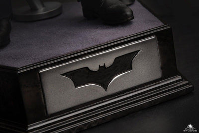 Joker Police Uniform (Heath Ledger) 1/6 Scale Statue