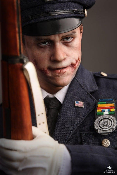 Joker Police Uniform (Heath Ledger) 1/6 Scale Statue