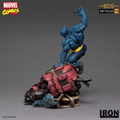 Battle Diorama Series Beast Vs Sentinel Statue