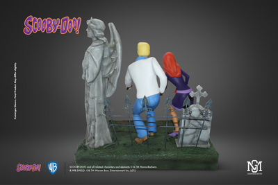 Scooby-Doo - Fred and Daphne 1/6 Scale Statue