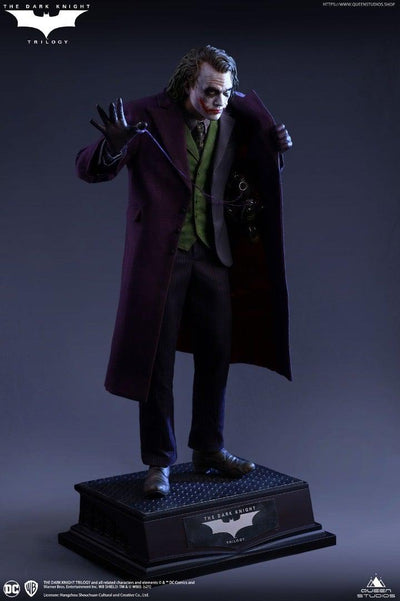 The Dark Knight: Joker STANDARD 1/4 Scale Statue