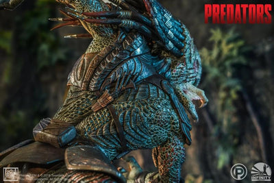 Berserker Predator 1/4 Scale Statue