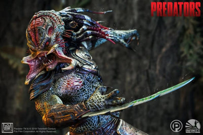 Berserker Predator 1/4 Scale Statue