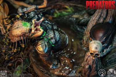 Berserker Predator 1/4 Scale Statue