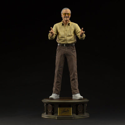 Stan Lee Legacy Replica 1/4 Scale Statue