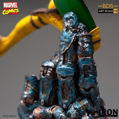 Marvel Comics Rogue Vs Sentinel Statue