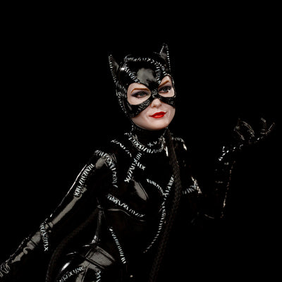 Batman Returns Catwoman Art Scale Statue